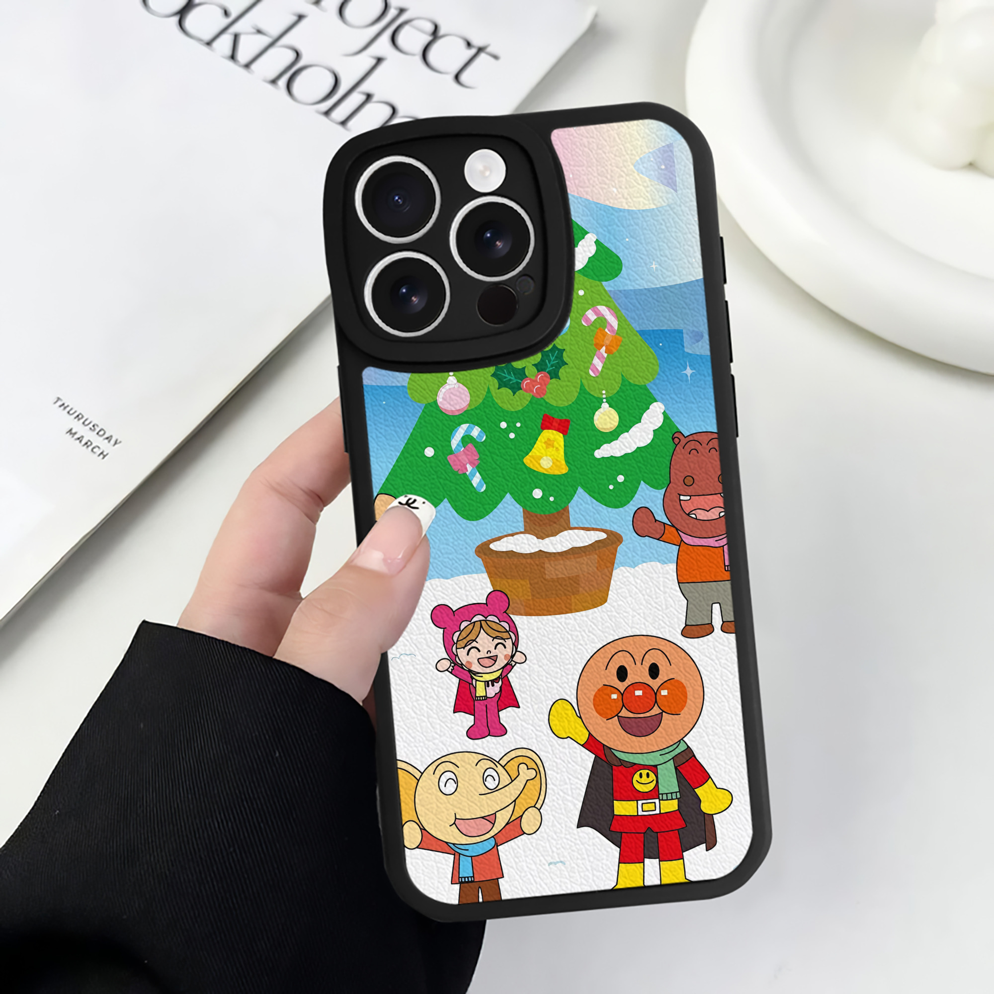 （画像用） アンパンマン Anpanman 【iPhone 16シリーズ対応】シリコンスマホケース（レザー調） 材質：シリコン